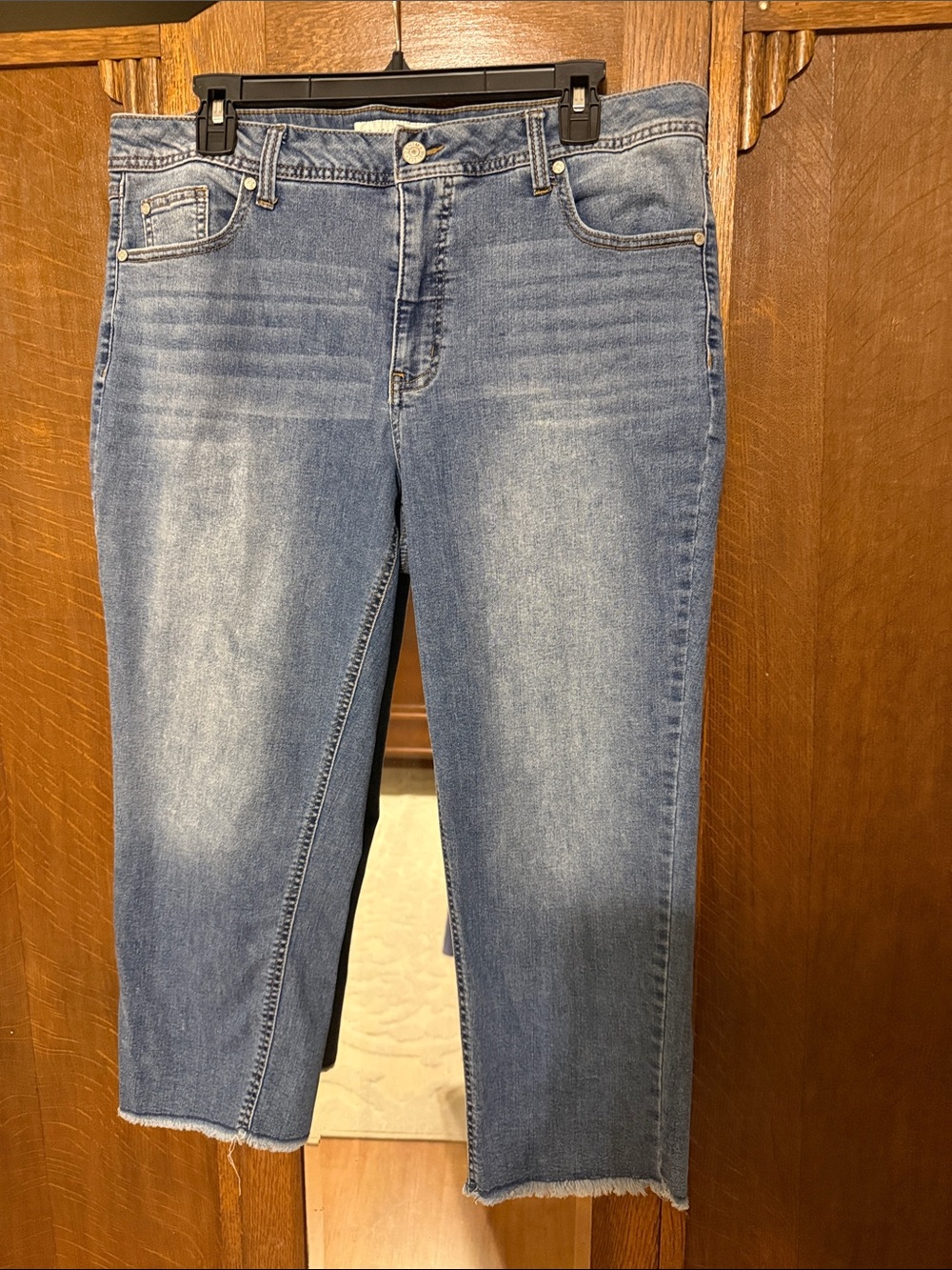 Est. 1946 Denim Blue Women's Cropped Jeans - Classic Medium Wash—curvy 14
